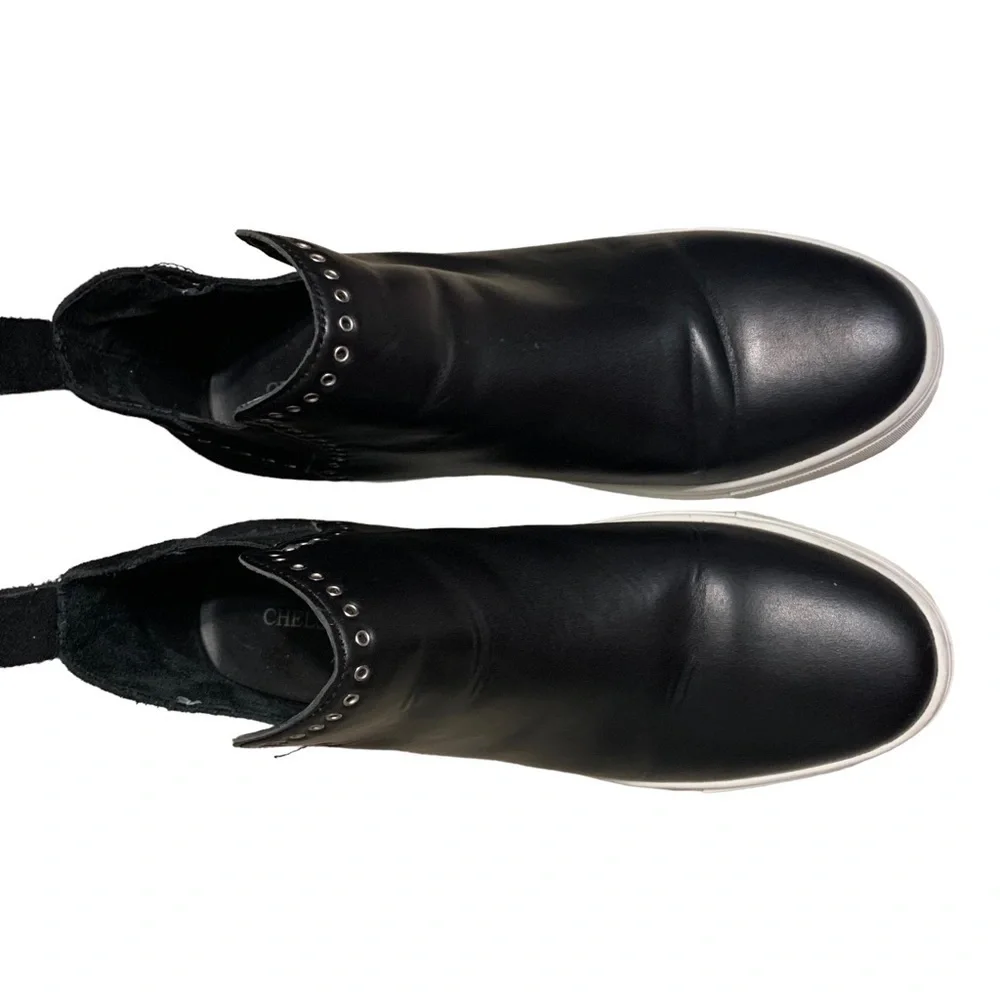 Chelsea & Violet shoes Milo black leather suede grommet hidden wedge sneaker 7.5